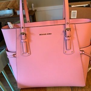 BNWT Michael Kota Purse